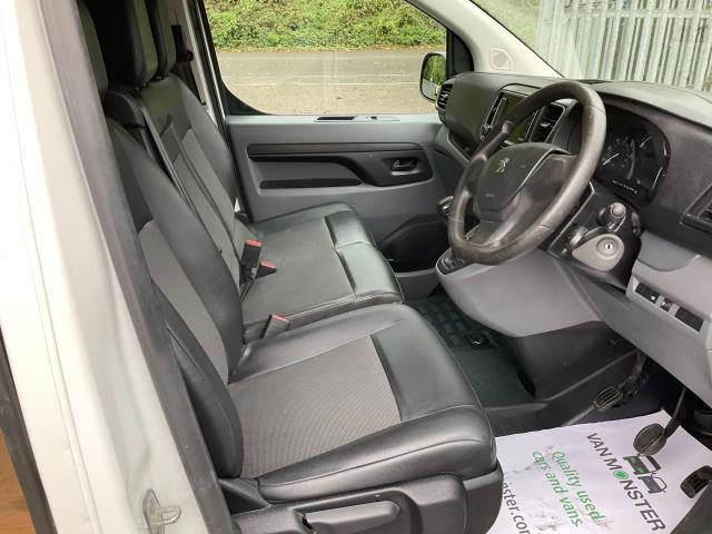 2021 Peugeot Expert 1000 1.5 Bluehdi 100 Professional Van (NV21HGD) Image 18