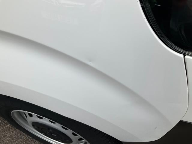 2021 Peugeot Expert 1000 1.5 Bluehdi 100 Professional Van (NV21HGD) Image 37