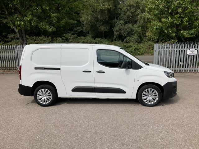 2021 Peugeot Partner 850 1.5 Bluehdi 100 Professional (LONG)  Crew Van (NV21HGJ) Image 15