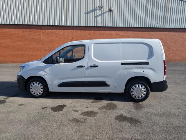 2021 Peugeot Partner 850 1.5 Bluehdi 100 Professional Crew Van (NV21HXB) Image 7