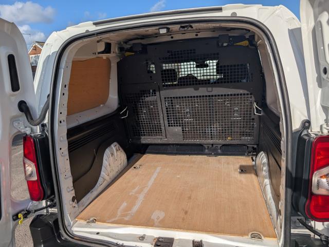 2021 Peugeot Partner 850 1.5 Bluehdi 100 Professional Crew Van (NV21HXB) Image 22