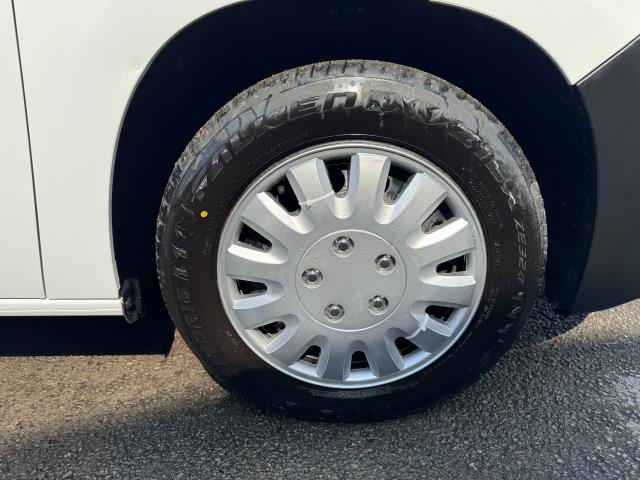 2021 Peugeot Partner 850 1.5 Bluehdi 100 Professional Crew Van (NV21HXB) Image 62