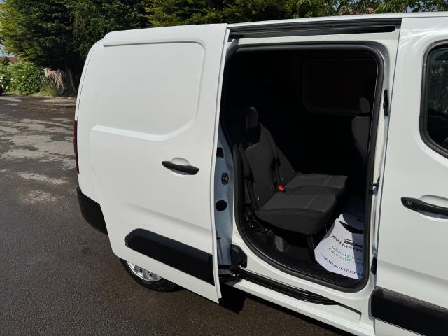 2021 Peugeot Partner 850 1.5 Bluehdi 100 Professional Crew Van (NV21HXB) Image 47