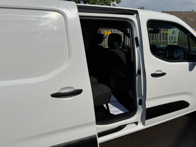 2021 Peugeot Partner 850 1.5 Bluehdi 100 Professional Crew Van (NV21HXB) Image 46
