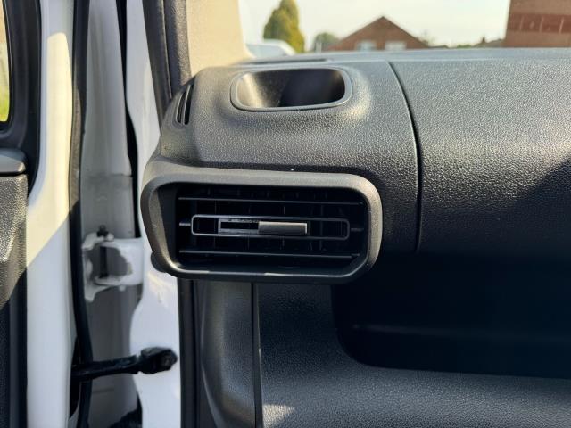 2021 Peugeot Partner 850 1.5 Bluehdi 100 Professional Crew Van (NV21HXB) Image 38
