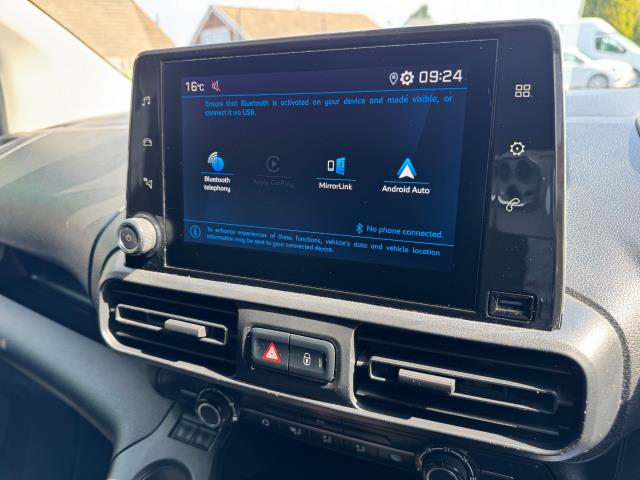 2021 Peugeot Partner 850 1.5 Bluehdi 100 Professional Crew Van (NV21HXB) Image 24