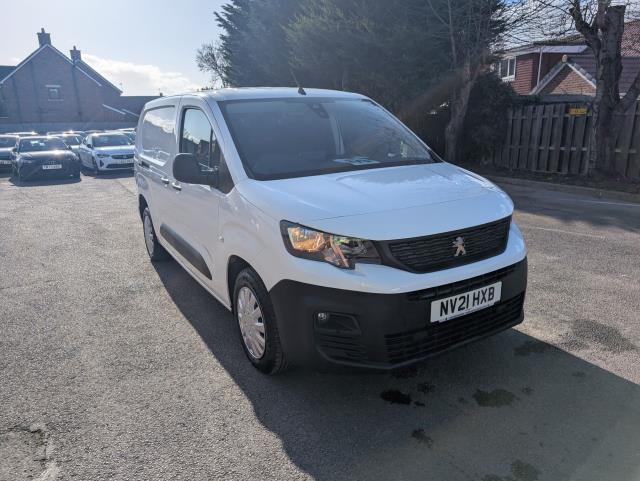 2021 Peugeot Partner 850 1.5 Bluehdi 100 Professional Crew Van (NV21HXB) Image 2