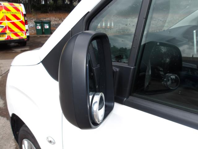 2021 Peugeot Partner 1000 1.5 Bluehdi 100 Professional Van (NV21KGZ) Image 14