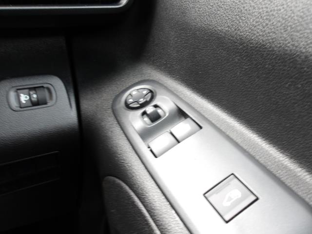 2021 Peugeot Partner 1000 1.5 Bluehdi 100 Professional Van (NV21KGZ) Image 17