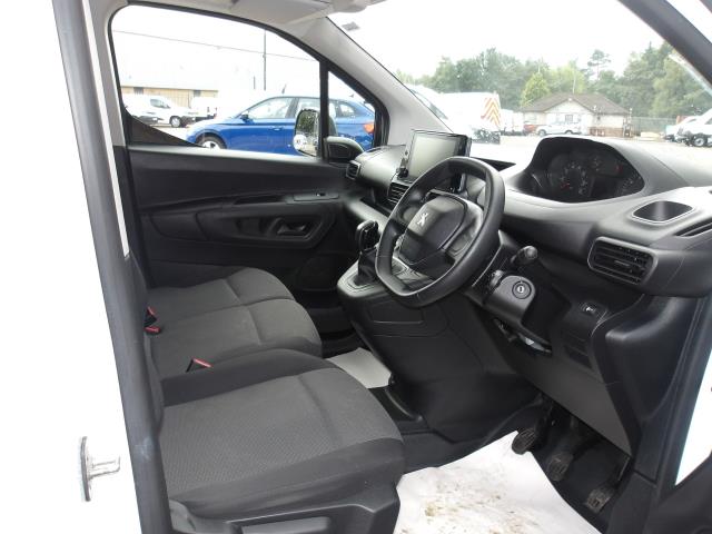 2021 Peugeot Partner 1000 1.5 Bluehdi 100 Professional Van (NV21KGZ) Image 10