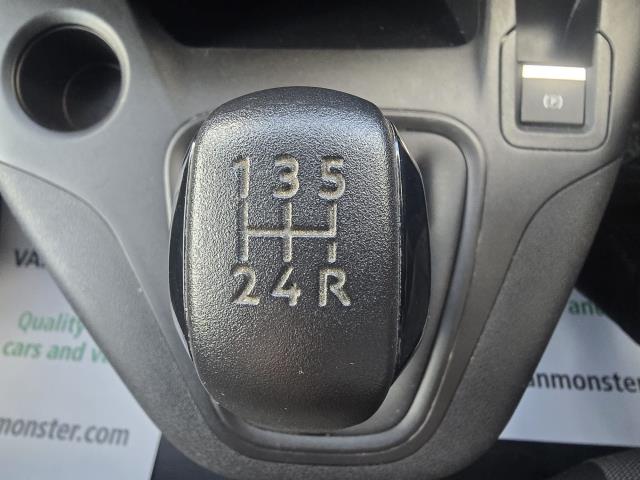 2021 Peugeot Partner 1000 1.5 Bluehdi 100 Professional Van (NV21KHF) Image 28