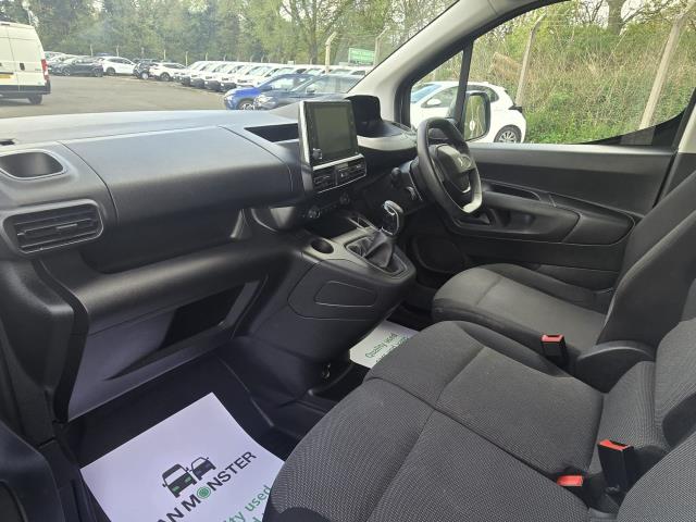 2021 Peugeot Partner 1000 1.5 Bluehdi 100 Professional Van (NV21KHF) Image 19