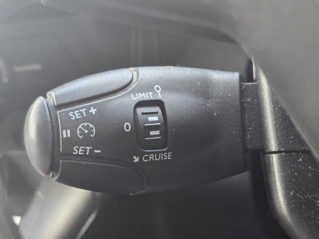 2021 Peugeot Partner 1000 1.5 Bluehdi 100 Professional Van (NV21KHF) Image 24