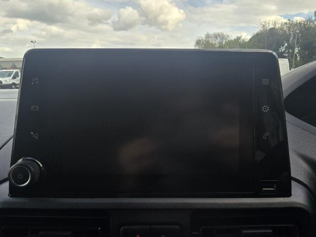 2021 Peugeot Partner 1000 1.5 Bluehdi 100 Professional Van (NV21KHF) Image 30