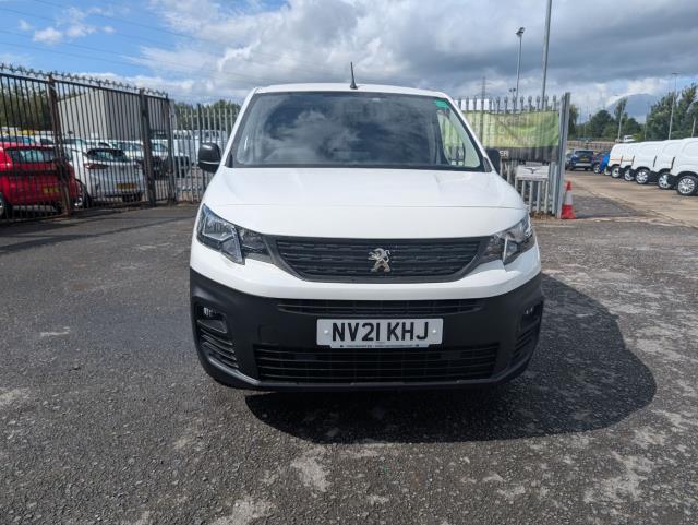 2021 Peugeot Partner 1000 1.5 Bluehdi 100 Professional Van (NV21KHJ) Image 3