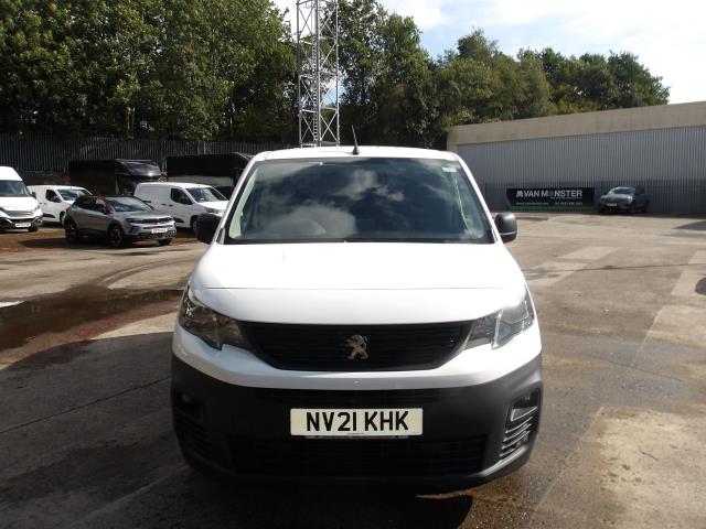 2021 Peugeot Partner 1000 1.5 Bluehdi 100 Professional Van (NV21KHK) Image 2