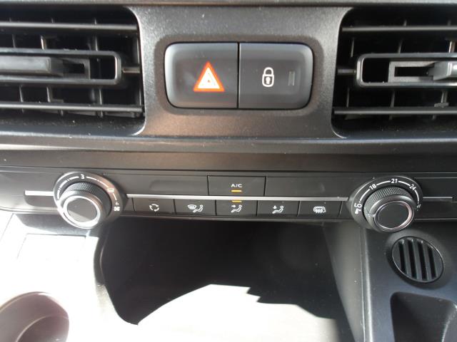 2021 Peugeot Partner 1000 1.5 Bluehdi 100 Professional Van (NV21KHK) Image 23