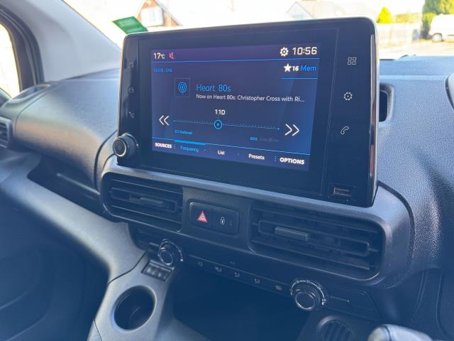 2021 Peugeot Partner 1000 1.5 Bluehdi 100 Professional Van (NV21KHL) Image 23