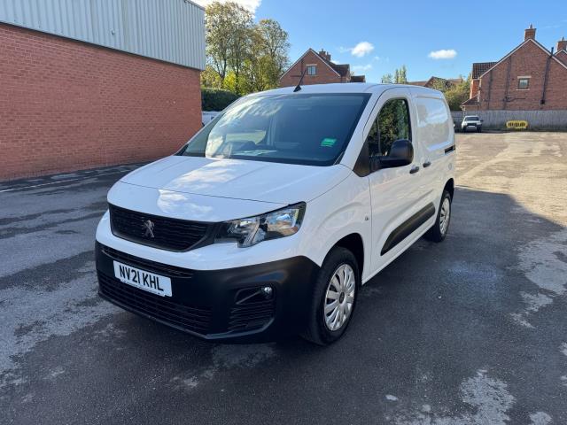 2021 Peugeot Partner 1000 1.5 Bluehdi 100 Professional Van (NV21KHL) Image 4