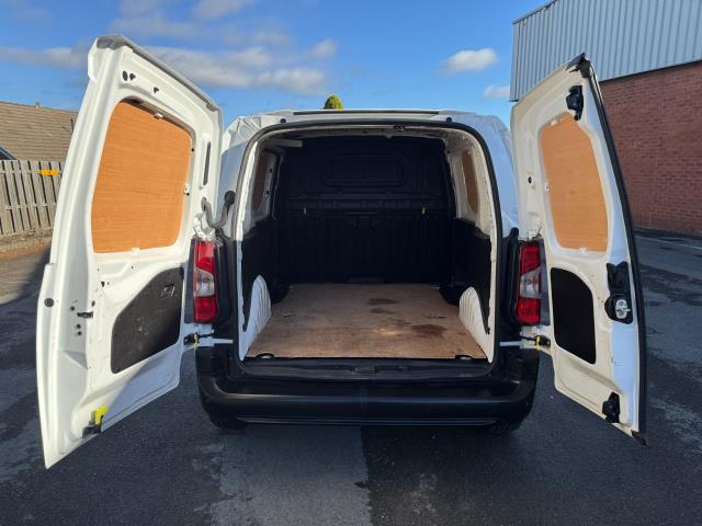 2021 Peugeot Partner 1000 1.5 Bluehdi 100 Professional Van (NV21KHL) Image 42