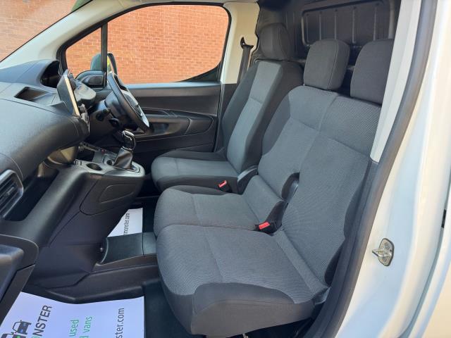 2021 Peugeot Partner 1000 1.5 Bluehdi 100 Professional Van (NV21KHL) Image 31