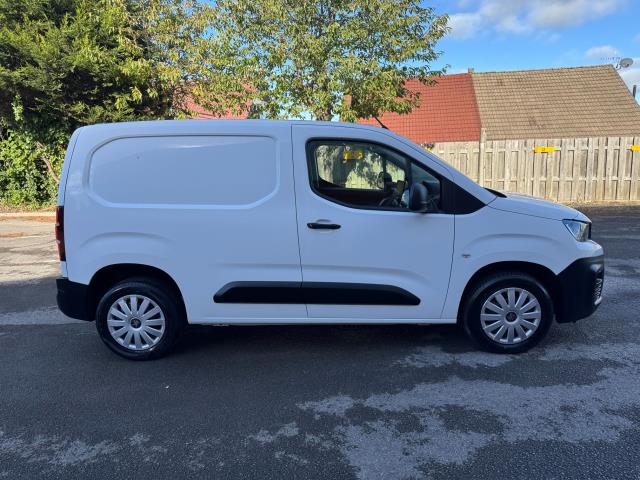 2021 Peugeot Partner 1000 1.5 Bluehdi 100 Professional Van (NV21KHL) Image 10