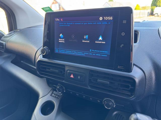 2021 Peugeot Partner 1000 1.5 Bluehdi 100 Professional Van (NV21KHL) Image 24