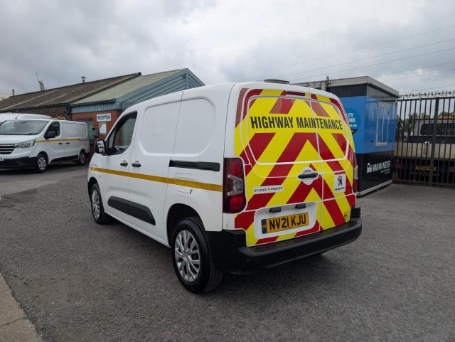 2021 Peugeot Partner 1000 1.5 Bluehdi 100 Professional Van *TV* (NV21KJU) Image 8
