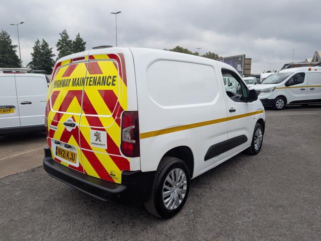 2021 Peugeot Partner 1000 1.5 Bluehdi 100 Professional Van *TV* (NV21KJU) Image 13