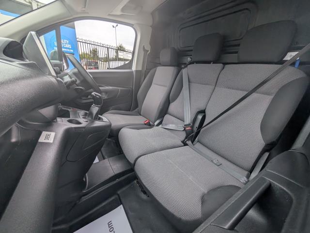 2021 Peugeot Partner 1000 1.5 Bluehdi 100 Professional Van *TV* (NV21KJU) Image 16