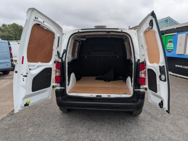 2021 Peugeot Partner 1000 1.5 Bluehdi 100 Professional Van *TV* (NV21KJU) Image 11