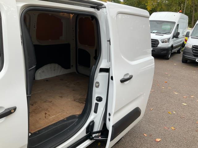 2021 Peugeot Partner 1000 1.5 Bluehdi 100 Professional Van (NV21KJZ) Image 8