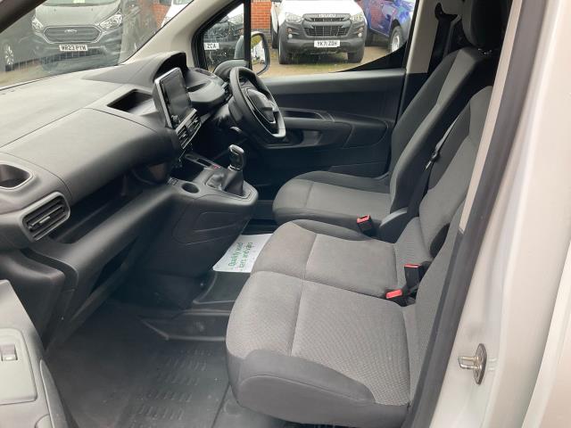 2021 Peugeot Partner 1000 1.5 Bluehdi 100 Professional Van (NV21KJZ) Image 7