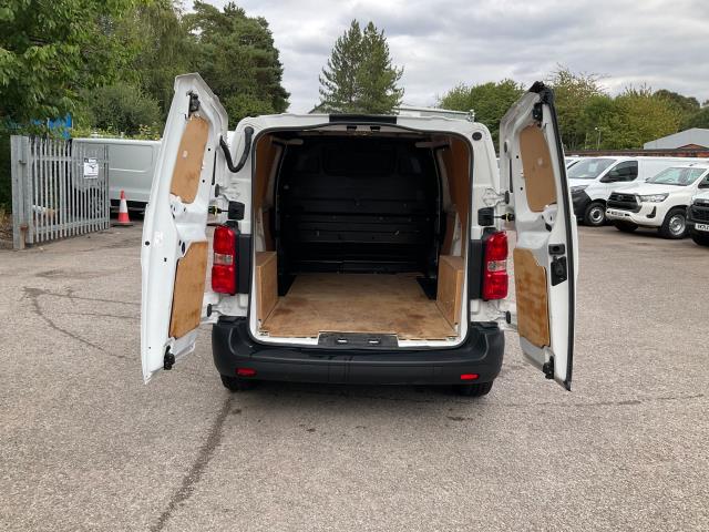2021 Peugeot Expert 1000 1.5 Bluehdi 100 Professional Van (NV21KYE) Image 12