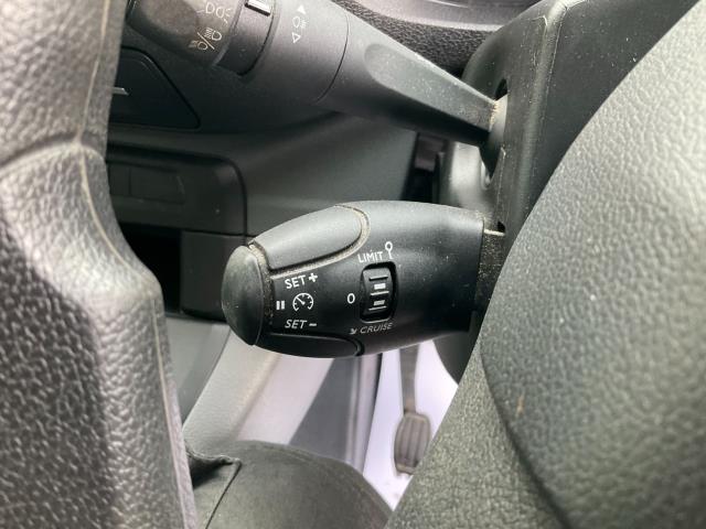 2021 Peugeot Expert 1000 1.5 Bluehdi 100 Professional Van (NV21KYE) Image 30