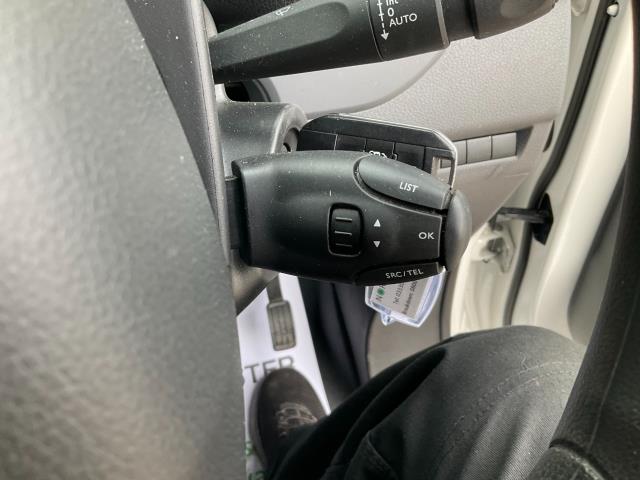 2021 Peugeot Expert 1000 1.5 Bluehdi 100 Professional Van (NV21KYE) Image 31