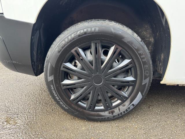 2021 Peugeot Partner 1000 1.5 Bluehdi 100 Professional Van (NV21MUA) Image 56