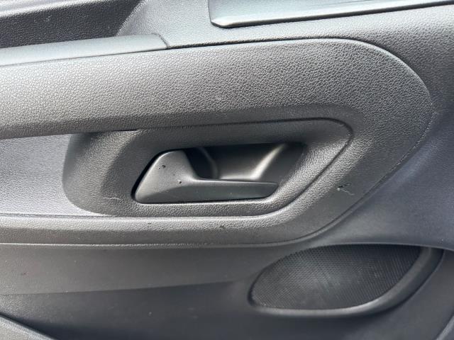 2021 Peugeot Partner 1000 1.5 Bluehdi 100 Professional Van (NV21MUA) Image 36