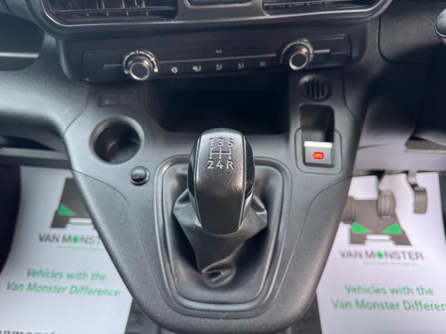 2021 Peugeot Partner 1000 1.5 Bluehdi 100 Professional Van (NV21MUA) Image 27