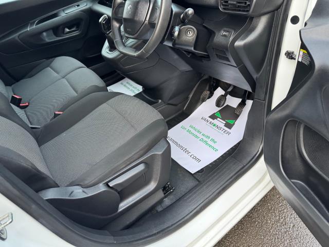 2021 Peugeot Partner 1000 1.5 Bluehdi 100 Professional Van (NV21MUA) Image 17