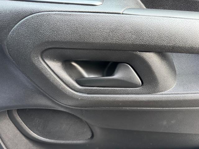 2021 Peugeot Partner 1000 1.5 Bluehdi 100 Professional Van (NV21MUA) Image 21