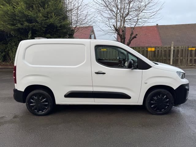 2021 Peugeot Partner 1000 1.5 Bluehdi 100 Professional Van (NV21MUA) Image 10