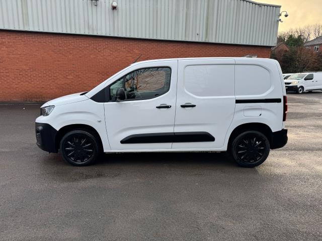 2021 Peugeot Partner 1000 1.5 Bluehdi 100 Professional Van (NV21MUA) Image 6