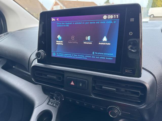 2021 Peugeot Partner 1000 1.5 Bluehdi 100 Professional Van (NV21MUA) Image 24