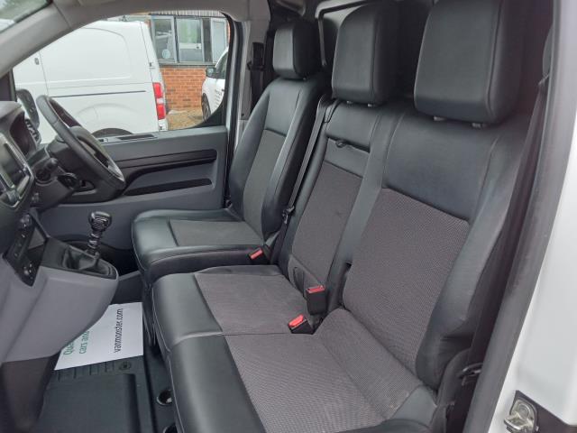 2021 Peugeot Expert 1200 1.5 Bluehdi 100 Professional Van (NV21OHH) Image 13
