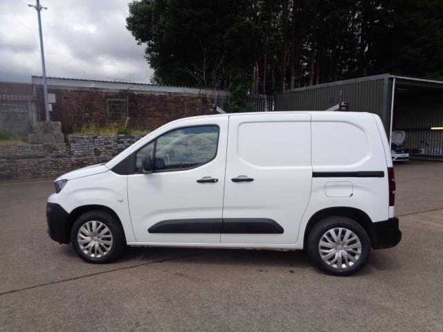 2021 Peugeot Partner 1000 1.5 Bluehdi 100 Professional Van (NV21ONC) Image 7