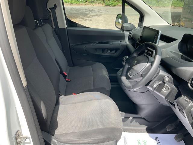 2022 Peugeot Partner 1000 1.5 Bluehdi 100 Professional Van (NV21ONM) Image 15