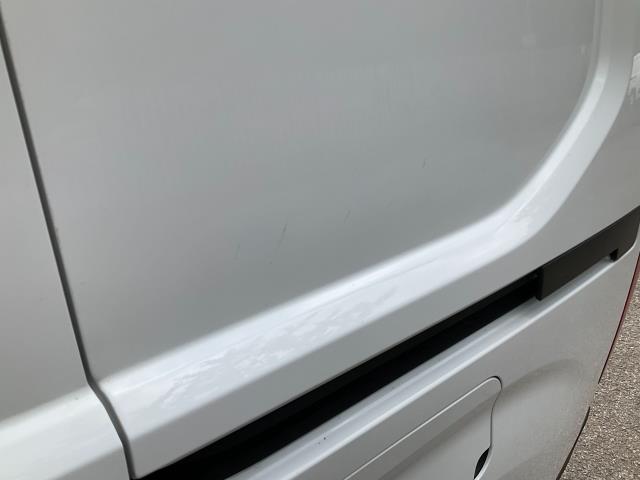 2022 Peugeot Partner 1000 1.5 Bluehdi 100 Professional Van (NV21ONM) Image 32