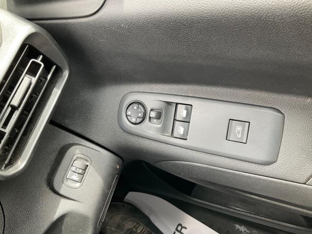 2022 Peugeot Partner 1000 1.5 Bluehdi 100 Professional Van (NV21ONM) Image 30