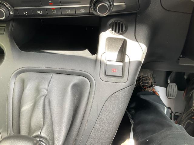 2022 Peugeot Partner 1000 1.5 Bluehdi 100 Professional Van (NV21ONM) Image 23